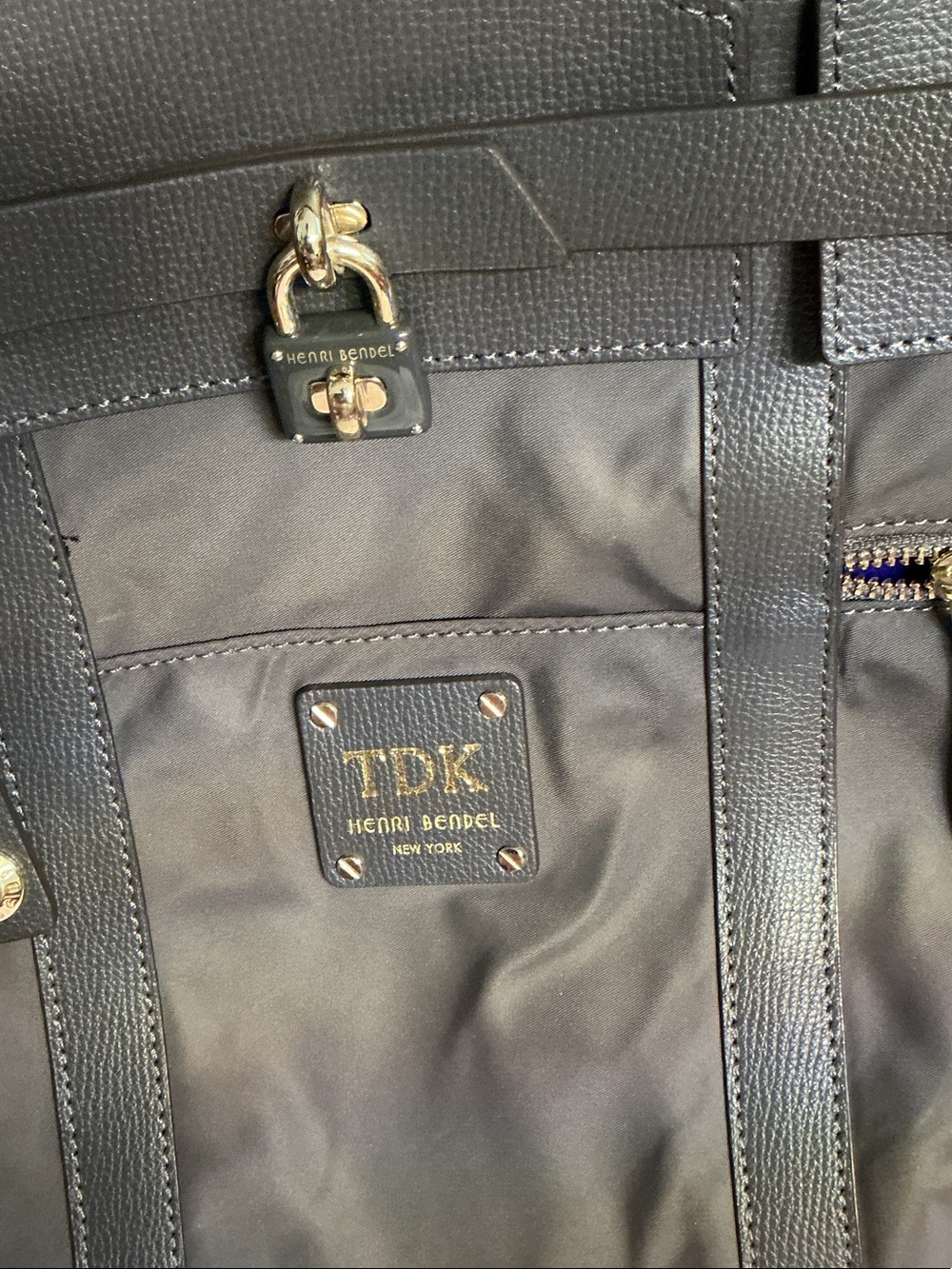 Henri Bendel jet setter, nylon convertible backpack - Picture 2 of 11